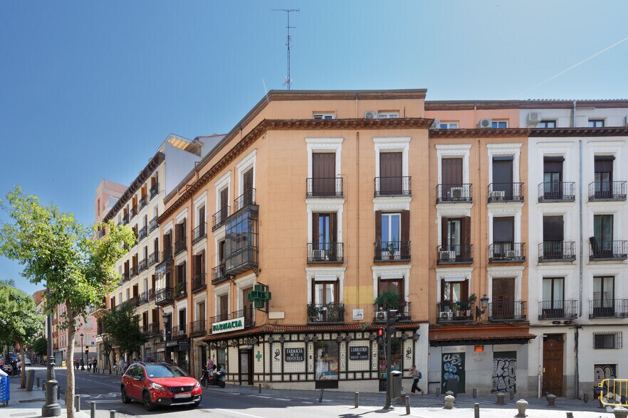 Calle de Toledo, 105, Madrid, Madrid for lease - Primary Photo - Image 1 of 2