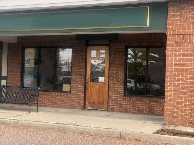 4 Carmichael St, Essex Junction, VT for sale - Primary Photo - Image 1 of 1