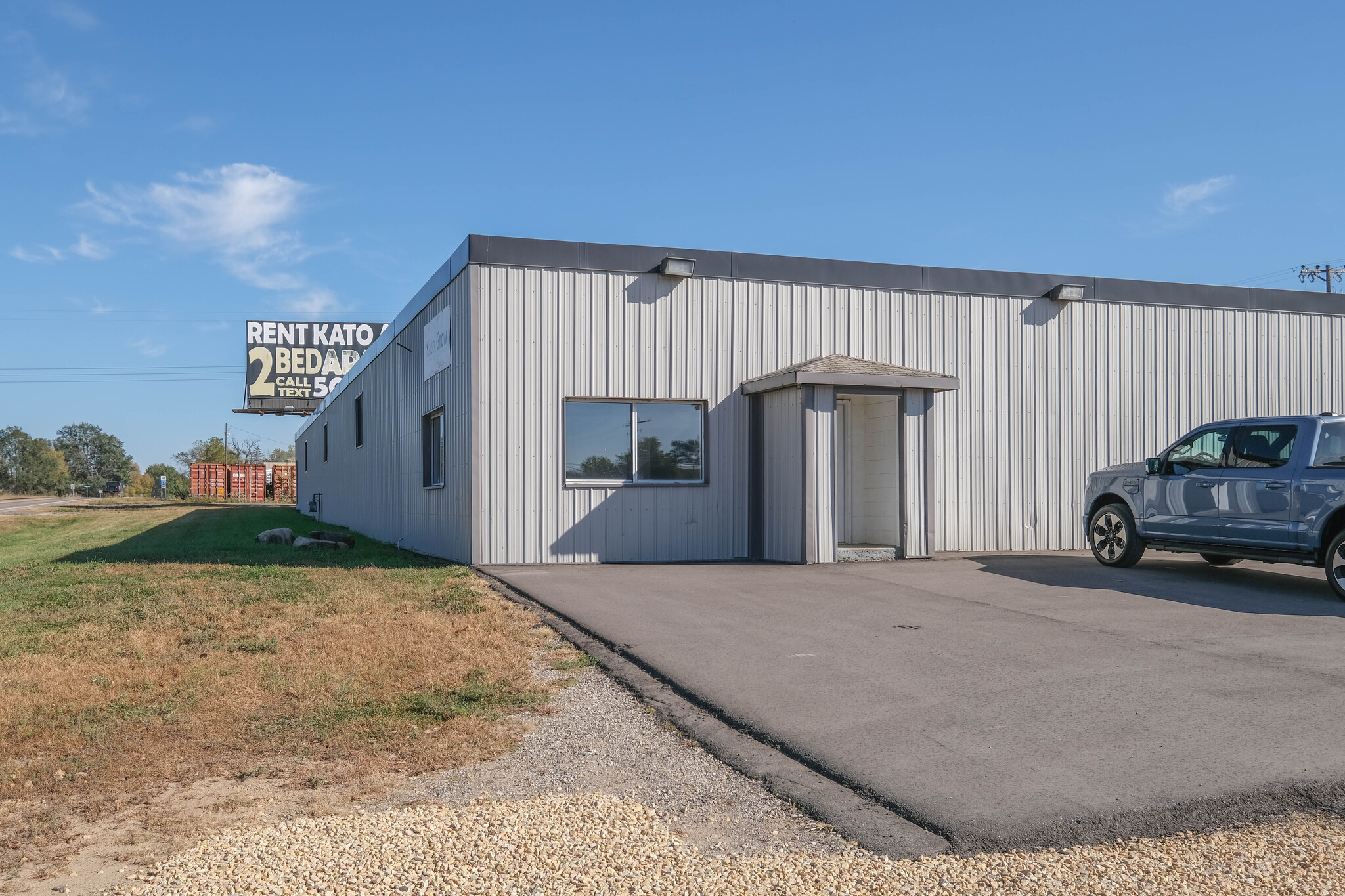 1043 Southbend Ave, Mankato, MN for sale Building Photo- Image 1 of 36