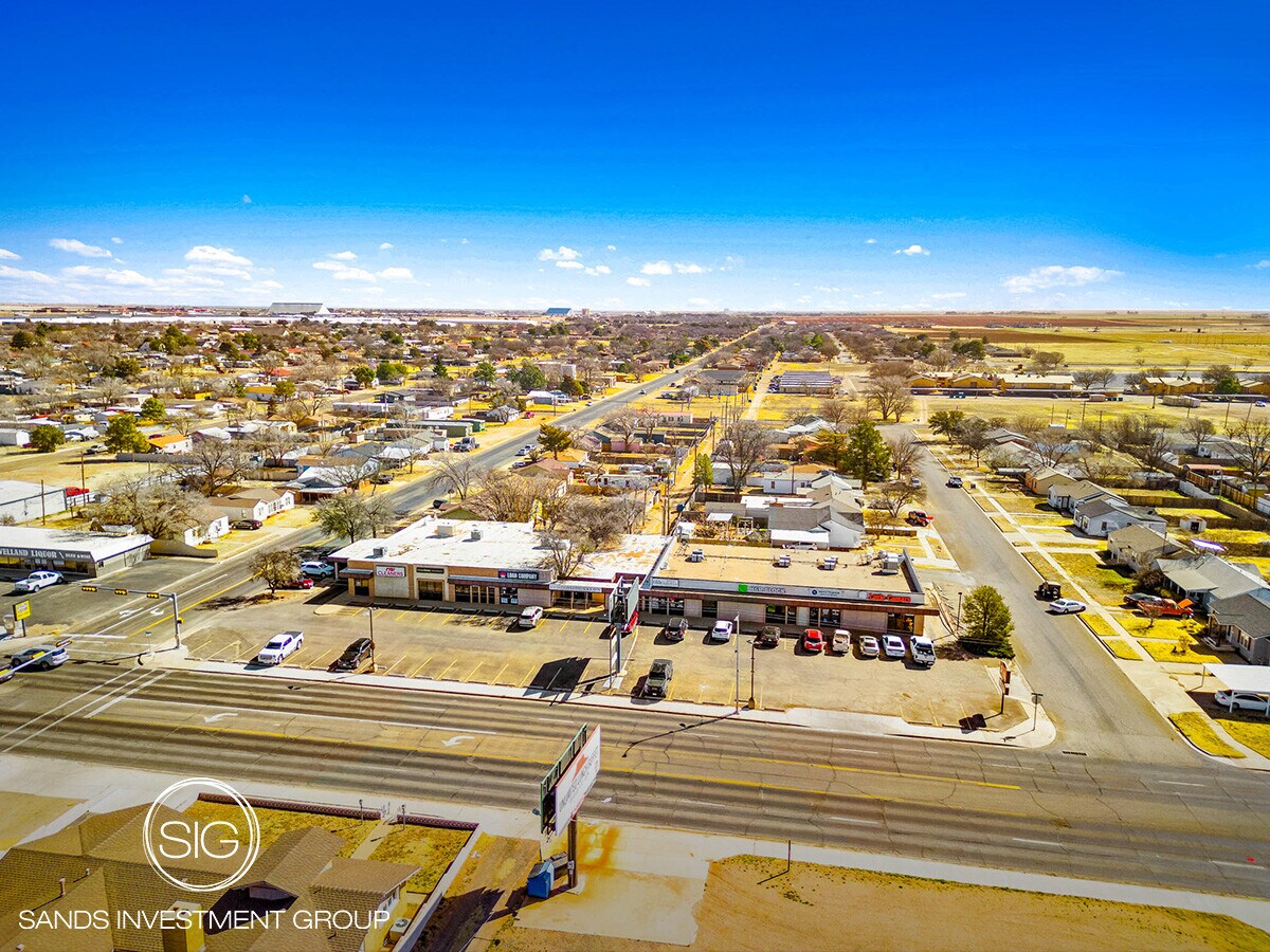 10011011 College Ave, Levelland, TX 79336