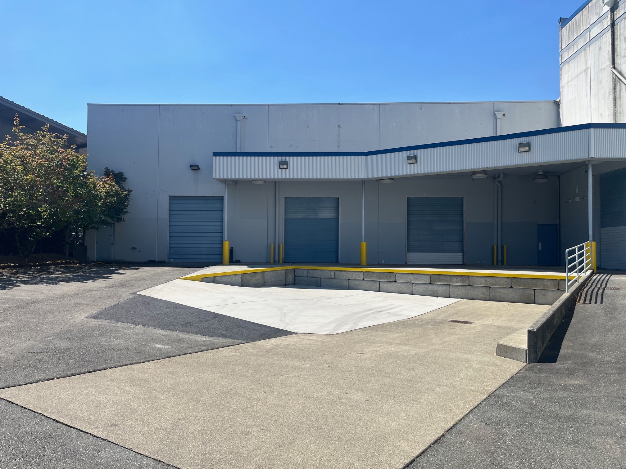 1201 N 96th St, Seattle, WA for lease Building Photo- Image 1 of 7