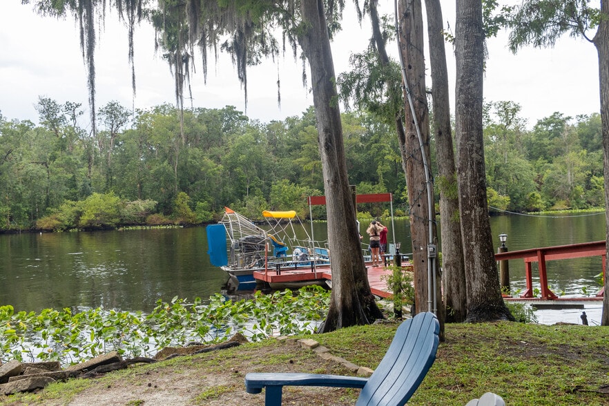 217 Butler Dr, Satsuma, FL for sale - Building Photo - Image 3 of 45