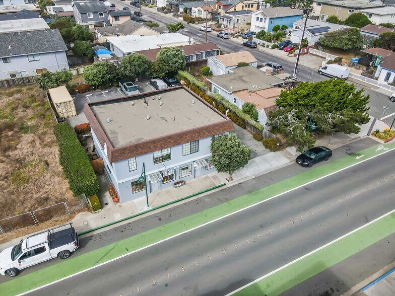 2014 Palmetto Ave, Pacifica, CA for sale - Building Photo - Image 3 of 14