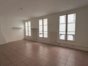 36 Rue Meslay, Paris for sale Interior Photo- Image 1 of 6