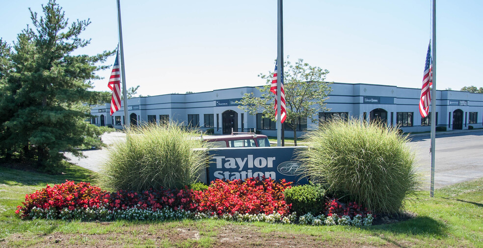 950 Taylor Station Rd, Gahanna, OH for lease - Building Photo - Image 1 of 3