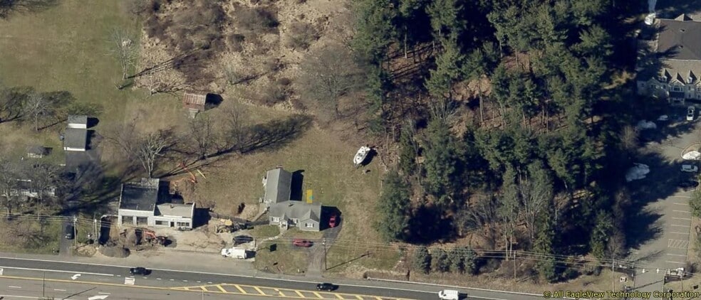 339 Route 31, Flemington, NJ for lease - Building Photo - Image 2 of 2