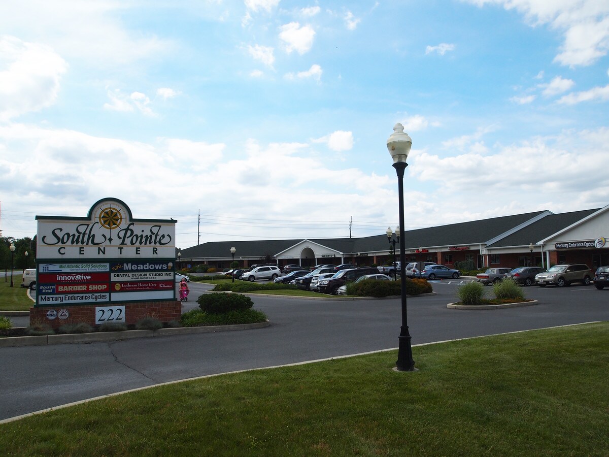 222 E Oak Ridge Dr, Hagerstown, MD 21740