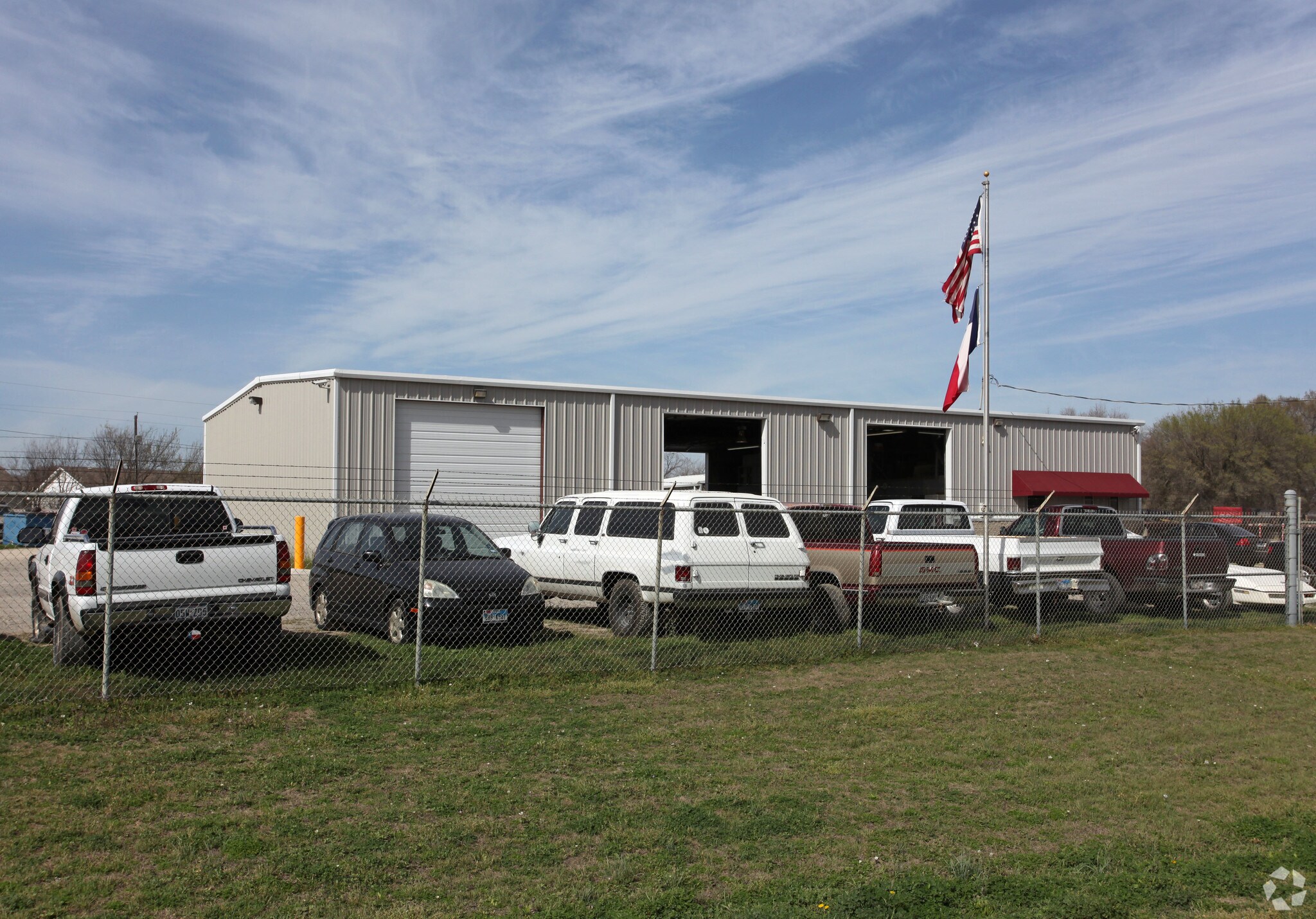 2101 N Kaufman St, Ennis, TX for sale Primary Photo- Image 1 of 1