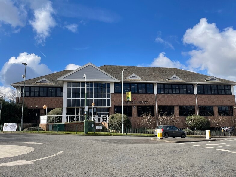 Theobald St, Borehamwood for sale - Building Photo - Image 2 of 10