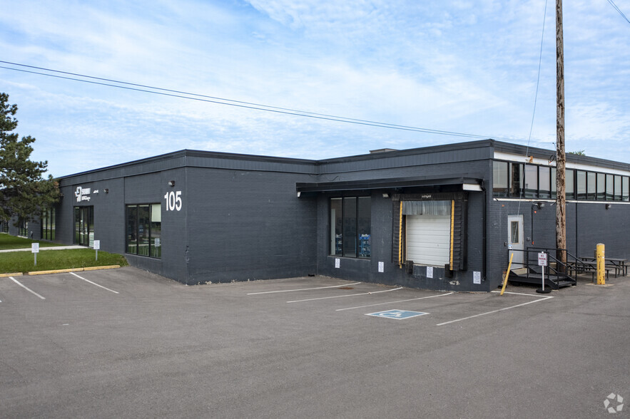 105-123 Bentworth Ave, Toronto, ON for lease - Building Photo - Image 2 of 5