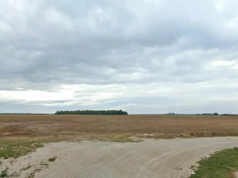 Land in Romilly-sur-Seine for sale - Aerial - Image 1 of 5