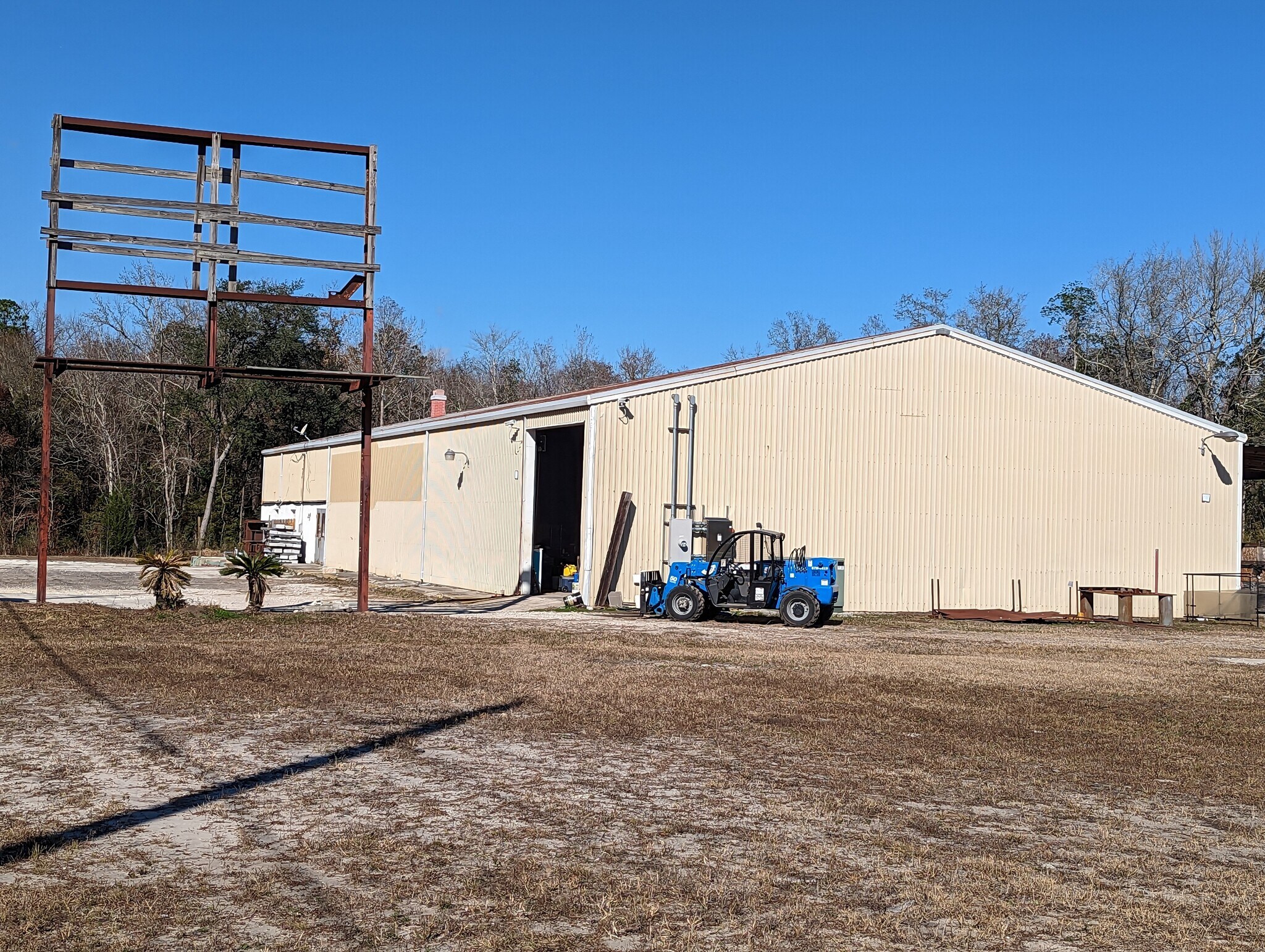 551174 Us1, Hilliard, FL 32046