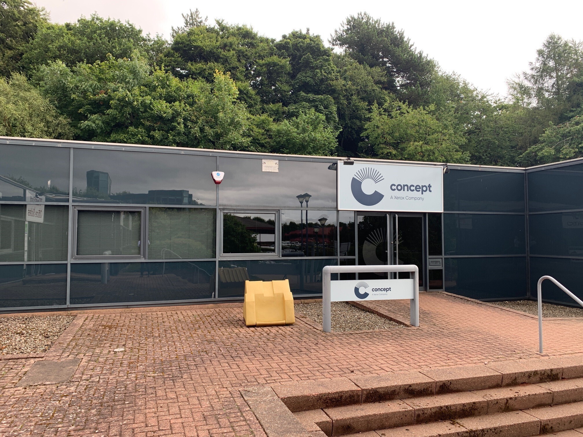 Gemini Crescent, Dundee for lease Building Photo- Image 1 of 15