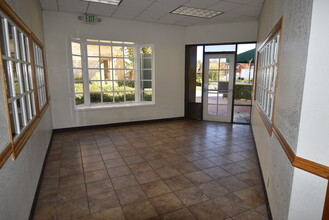 27715 Jefferson Ave, Temecula, CA for lease Building Photo- Image 2 of 29