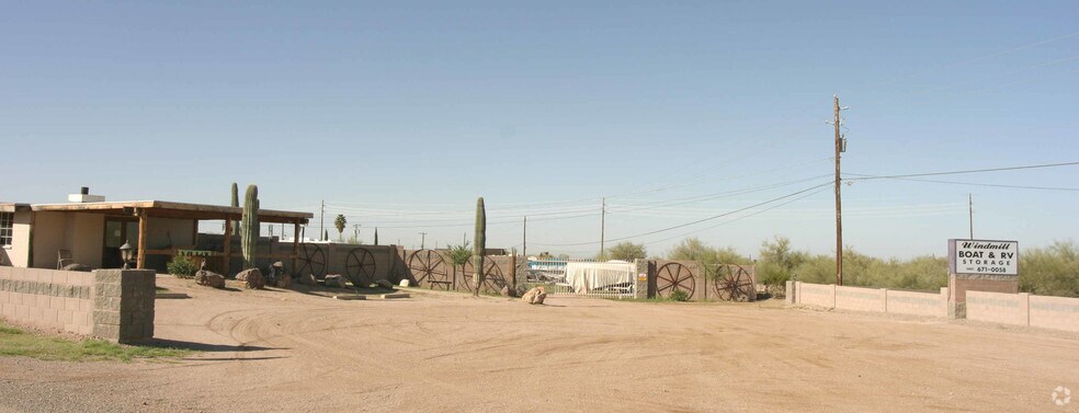 1921 N Vista Rd, Apache Junction, AZ for sale - Primary Photo - Image 1 of 1