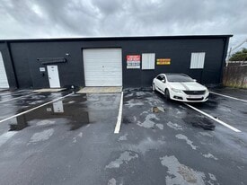 Stevens Field Warehouse - Automotive Property