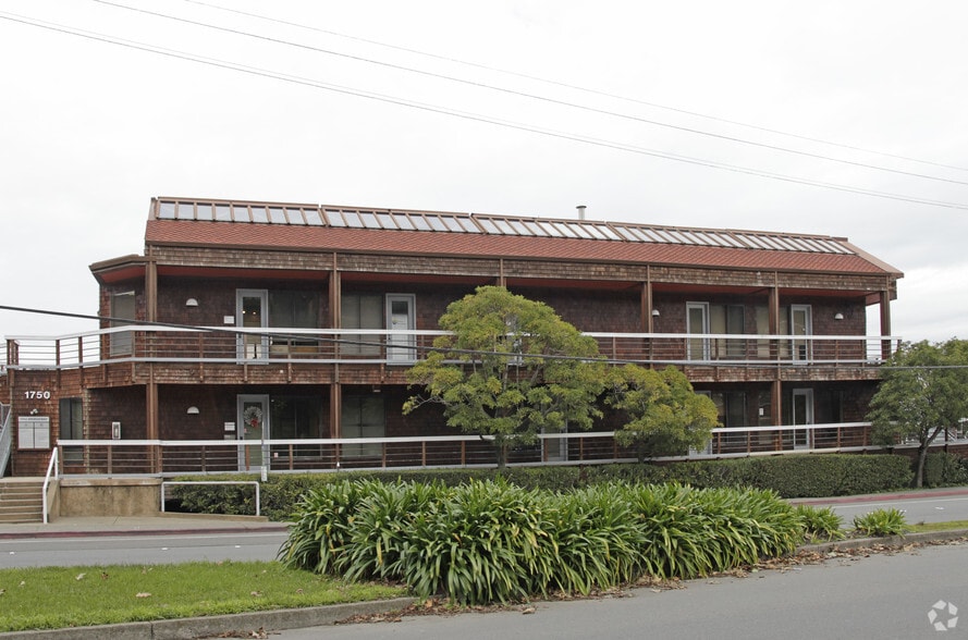 1750 Bridgeway, Sausalito, CA for lease - Building Photo - Image 2 of 12