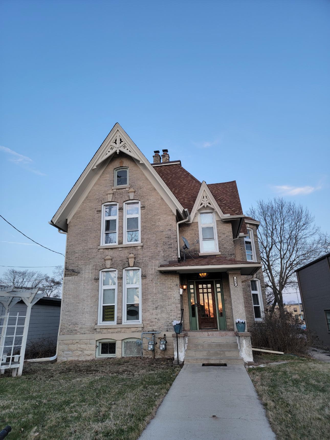 407 N Grand Ave, Waukesha, WI for lease Building Photo- Image 1 of 32