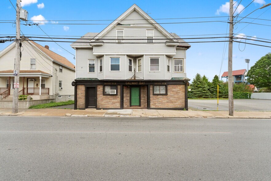 156 S Bend Rd, Pawtucket, RI for sale - Building Photo - Image 1 of 1