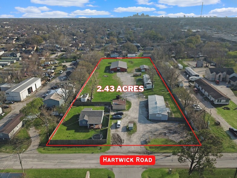 2206 Hartwick Rd, Houston, TX for sale - Building Photo - Image 1 of 24