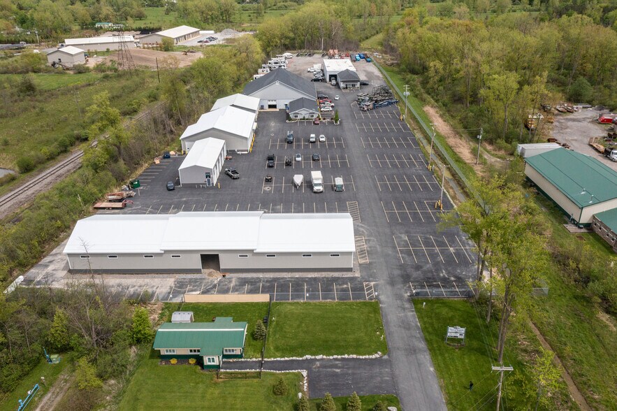 555 Pound Rd, Elma, NY for sale - Building Photo - Image 1 of 1