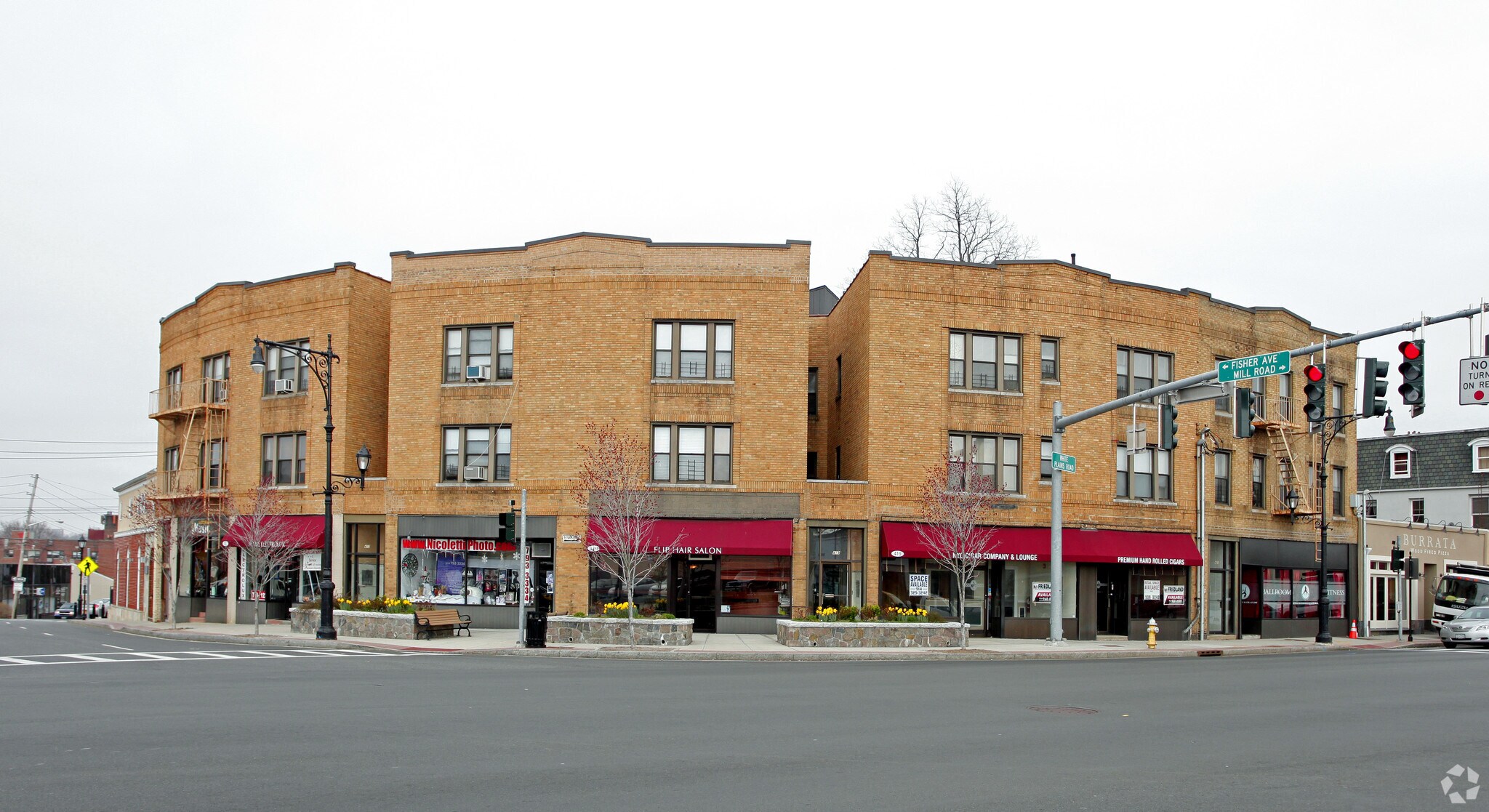 417-421 White Plains Rd, Eastchester, NY for sale Primary Photo- Image 1 of 1