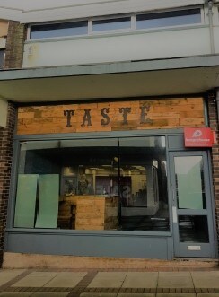 13 The Rake Prec, Wirral for sale - Primary Photo - Image 1 of 1