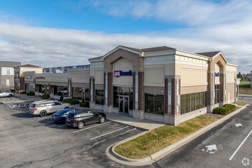2665 Commerce Dr NW, Rochester, MN for lease - Building Photo - Image 1 of 20