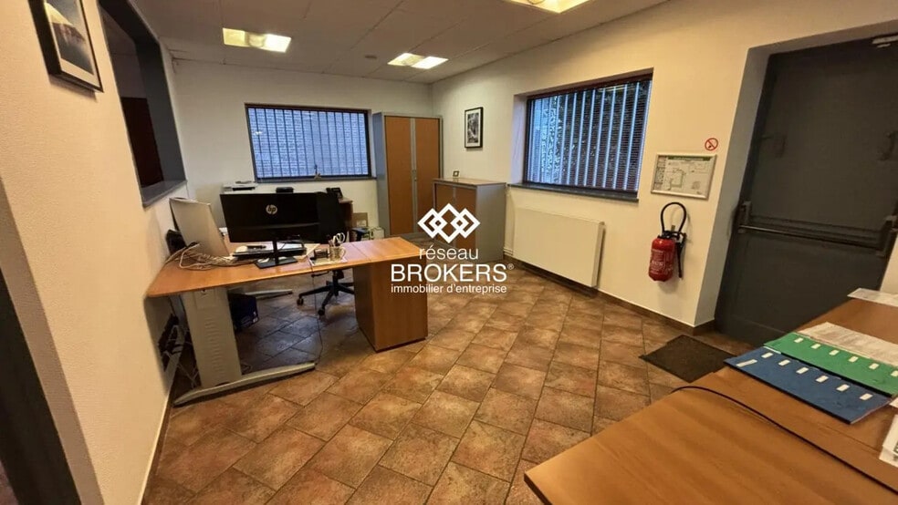 Flex in Le Havre for lease - Interior Photo - Image 3 of 3