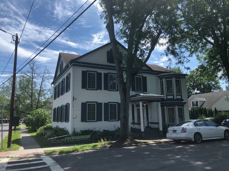 224 Fair St, Kingston, NY for sale - Building Photo - Image 1 of 1