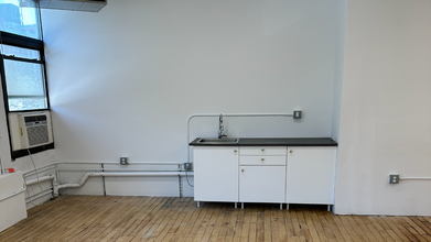 2121 41st Ave, Long Island City, NY for lease Interior Photo- Image 2 of 3