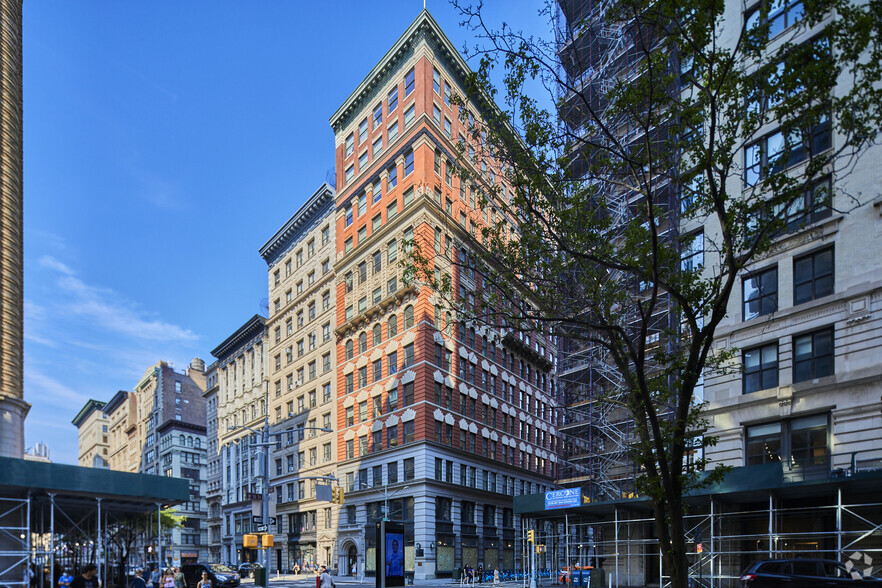 85 Fifth Ave, New York, NY for lease - Building Photo - Image 2 of 3