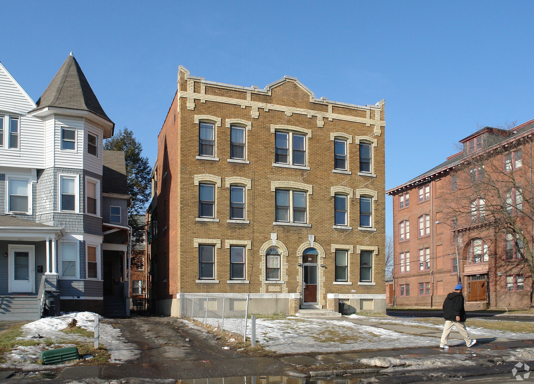 605 Wethersfield Ave, Hartford, CT 06114 Multifamily for Sale