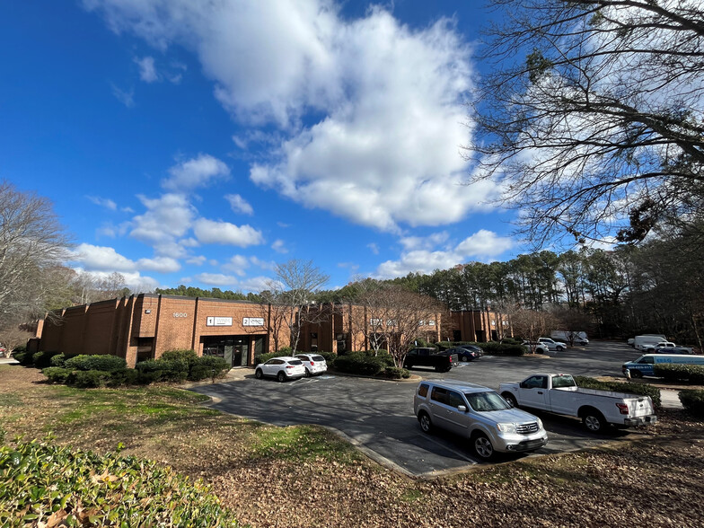 1600 Wilson Way NW, Smyrna, GA for lease - Building Photo - Image 1 of 4