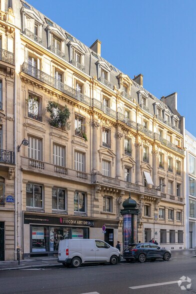 12 Rue Du Quatre Septembre, Paris for lease - Building Photo - Image 3 of 11