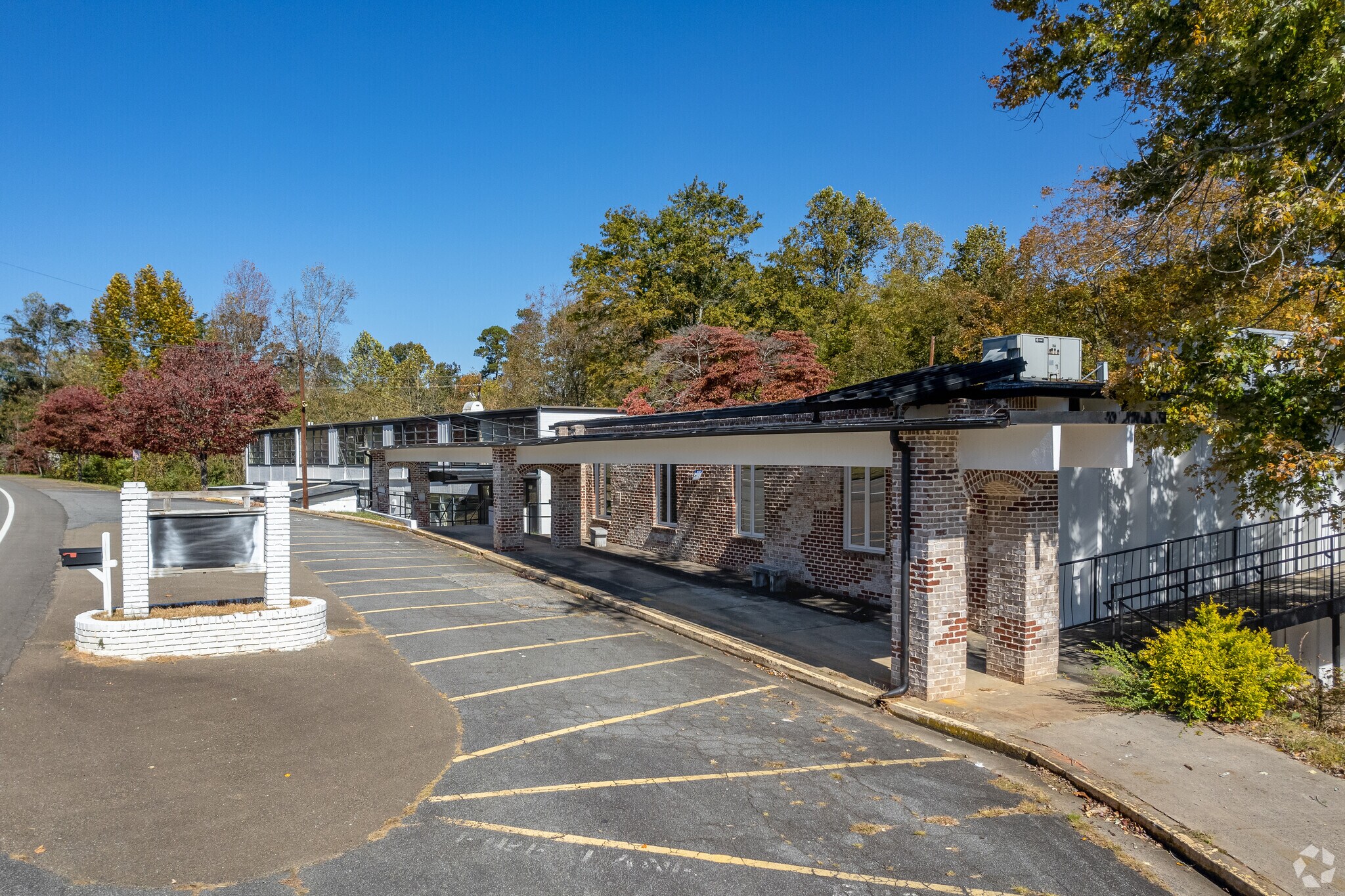 480 Old Canton Rd, Ball Ground, GA 30107