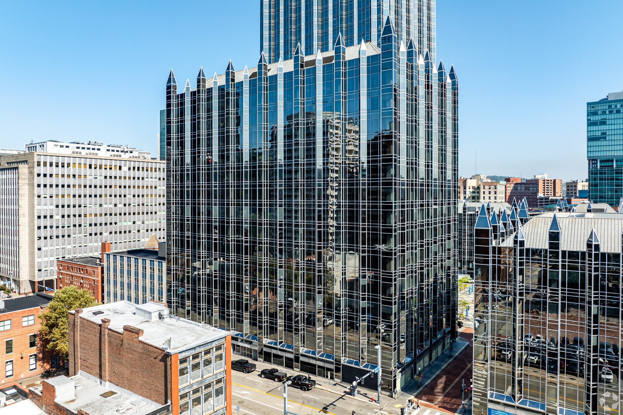 6 Ppg Pl, Pittsburgh, PA for sale Primary Photo- Image 1 of 1