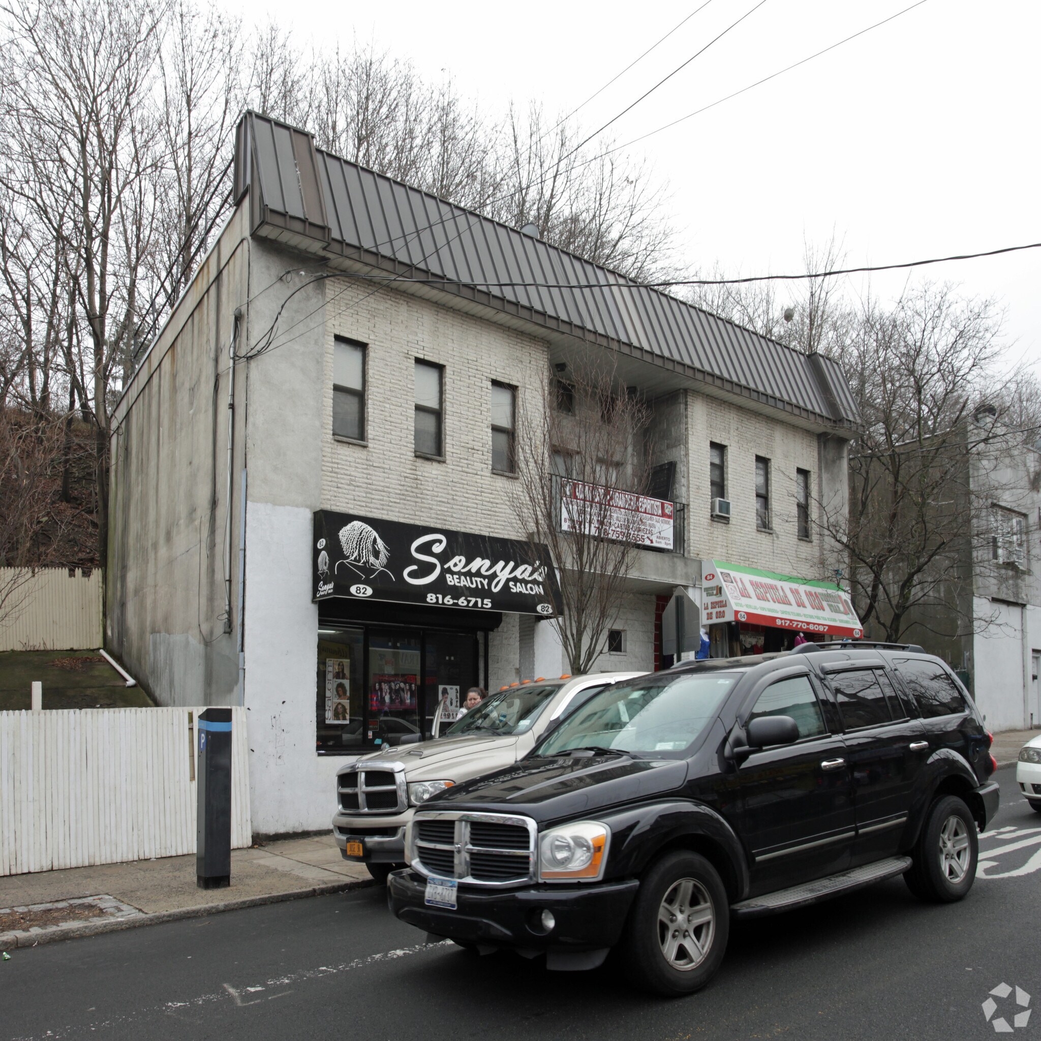 82-84 Victory Blvd, Staten Island, NY for sale Primary Photo- Image 1 of 1