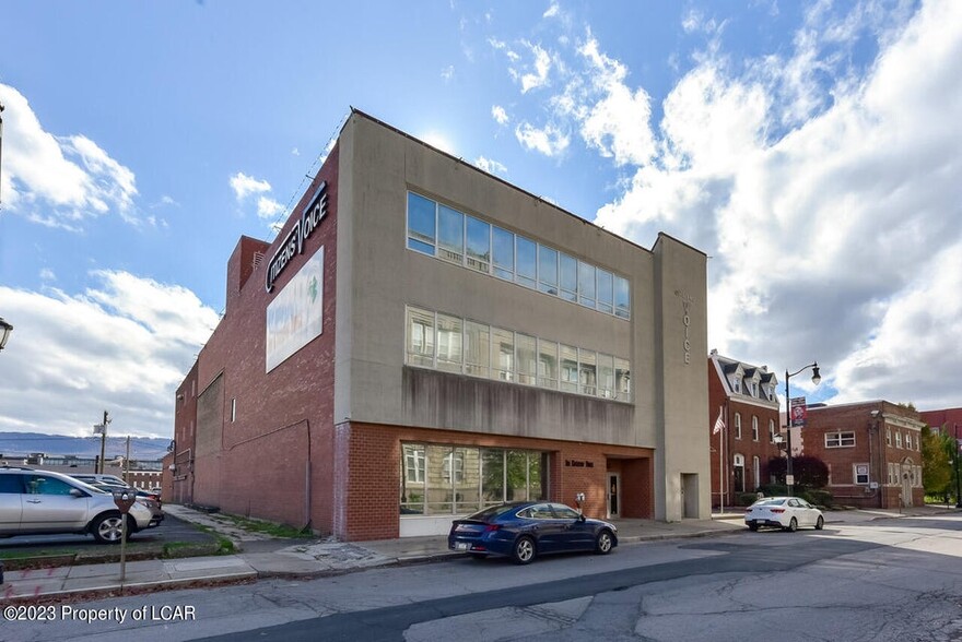 75 N Washington St, Wilkes Barre, PA for sale - Building Photo - Image 1 of 28