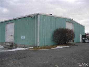 6500 Chapmans Rd, Allentown, PA for lease - Primary Photo - Image 1 of 16