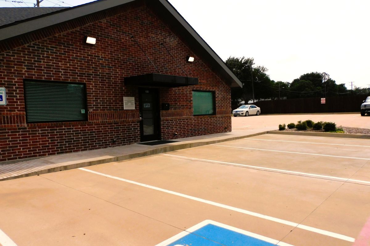 2620 N Travis St, Sherman, TX for lease Building Photo- Image 1 of 8