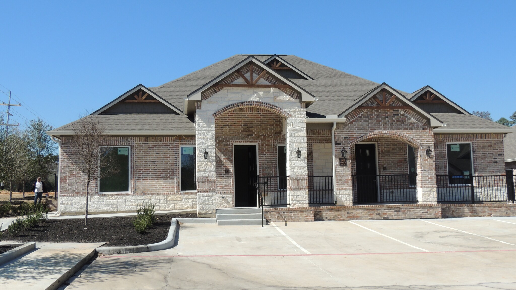 1904 Longmire Rd, Conroe, TX for lease Building Photo- Image 1 of 9