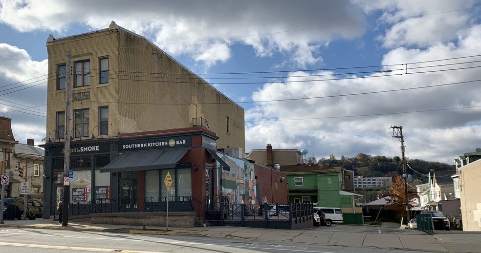4428 Liberty Ave, Pittsburgh, PA for sale - Property - Image 1 of 10