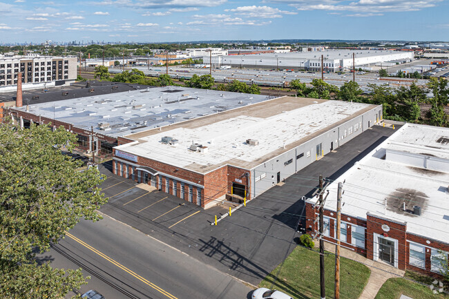 More details for 1135 W Elizabeth Ave, Linden, NJ - Industrial for Lease