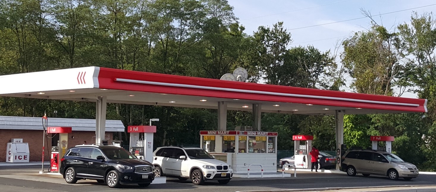 1709 Oak Tree Rd, Edison, NJ for sale Building Photo- Image 1 of 1