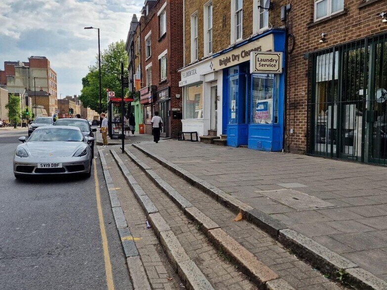 67-69 Essex Rd, London for sale - Building Photo - Image 3 of 11