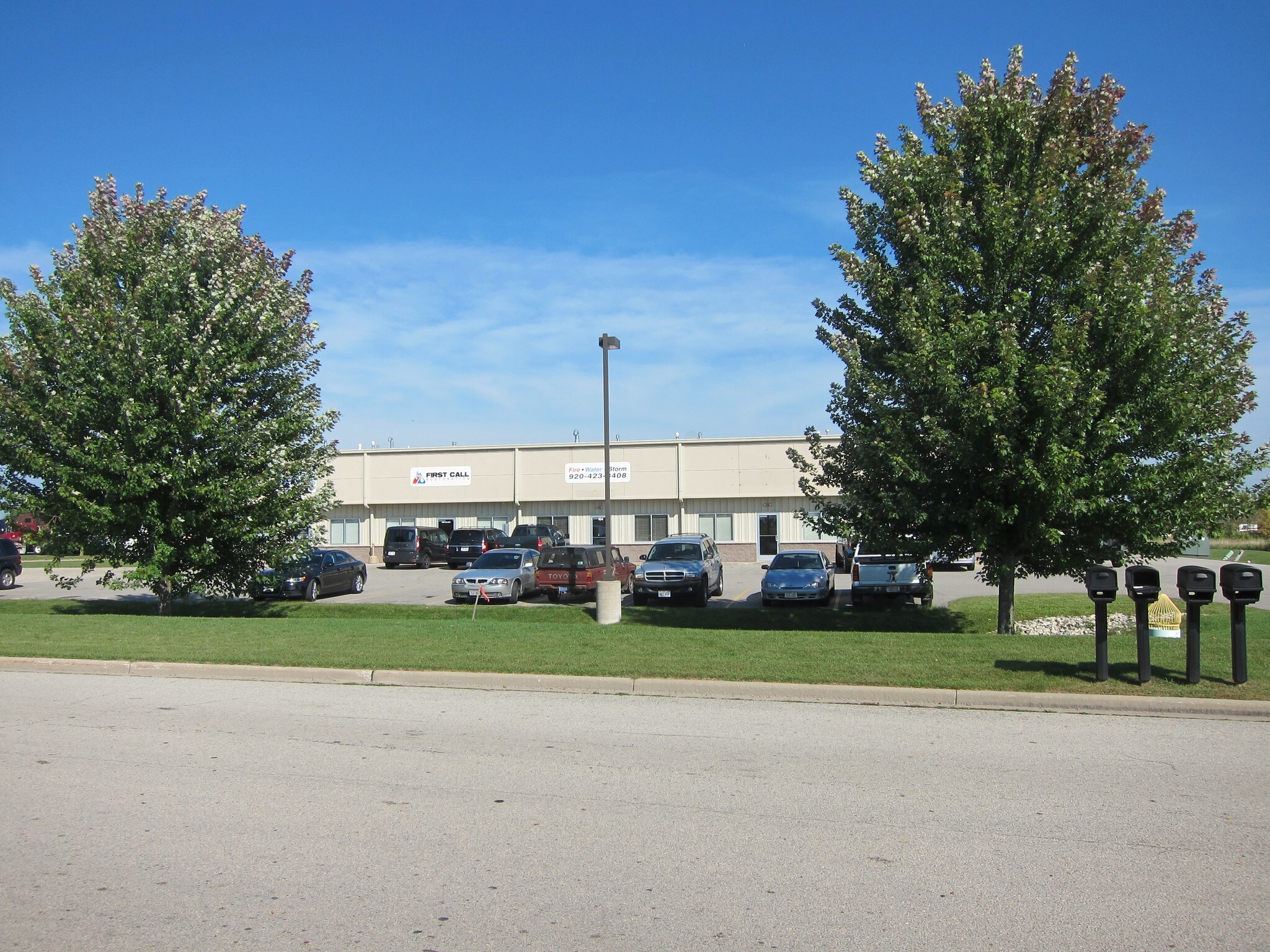 5530 W Neubert Rd, Grand Chute, WI for sale Building Photo- Image 1 of 1