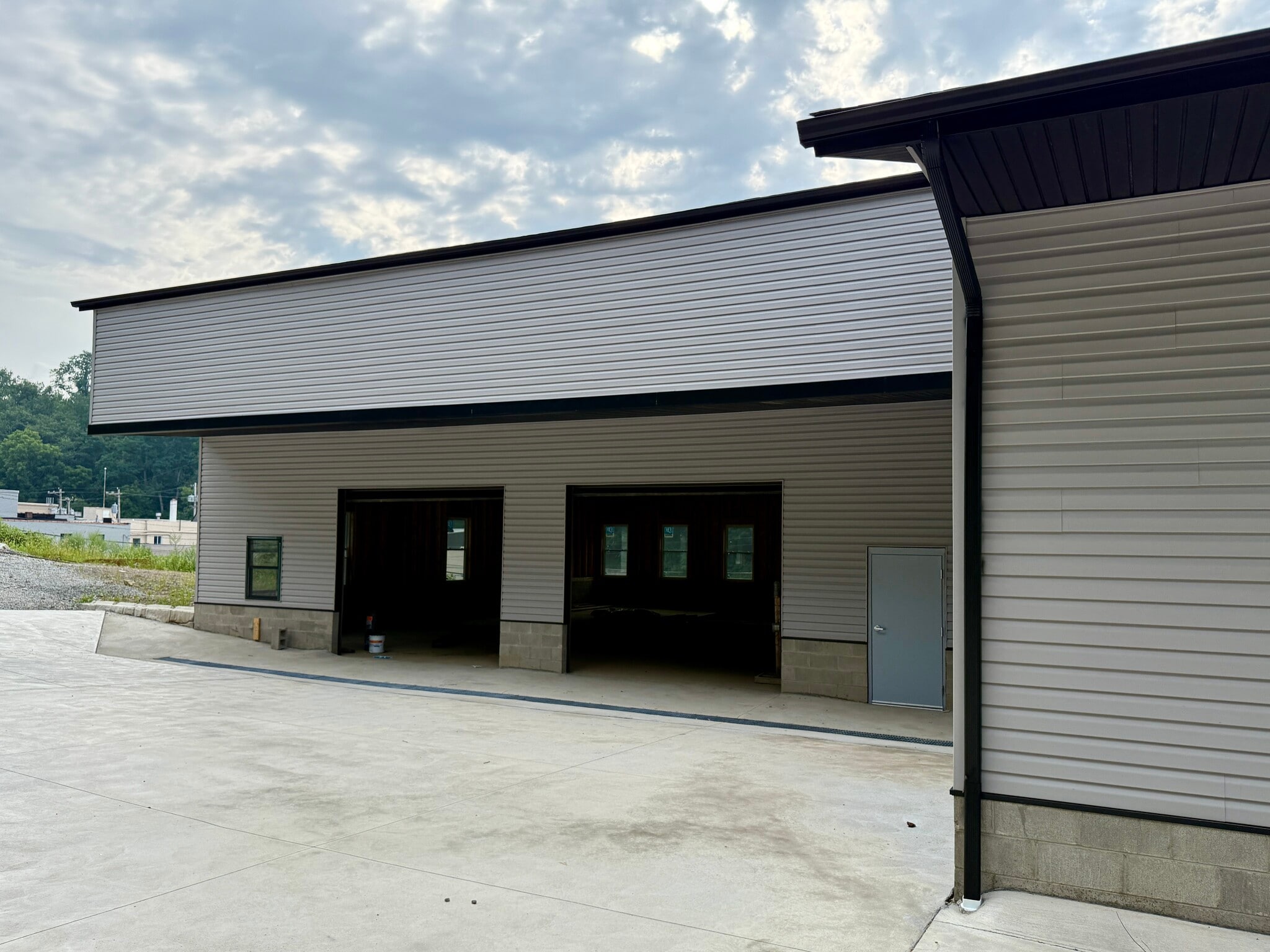 1430 High St, Pittsburgh, PA for lease Building Photo- Image 1 of 8