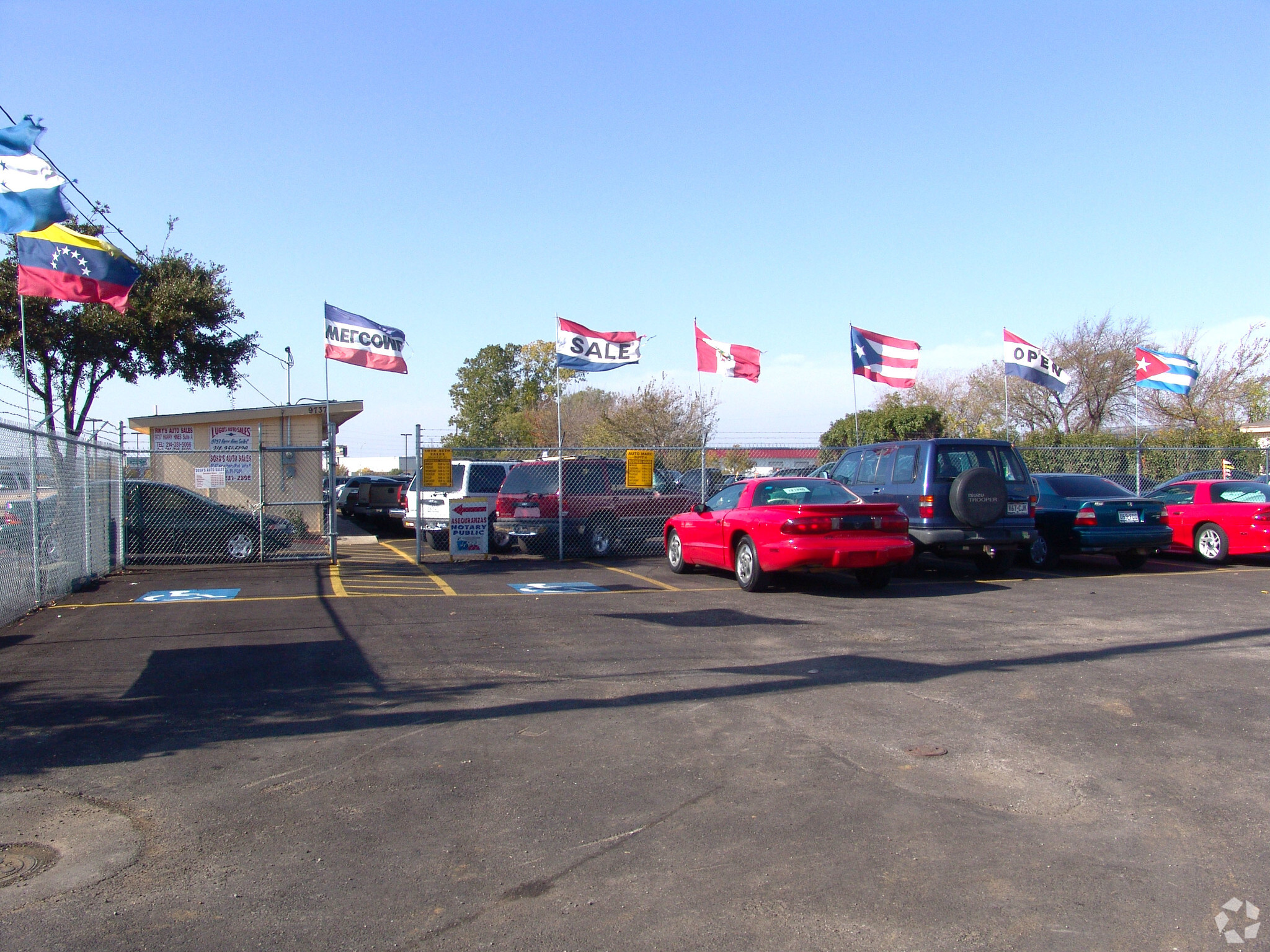 9737 Harry Hines Blvd, Dallas, TX for lease Primary Photo- Image 1 of 2