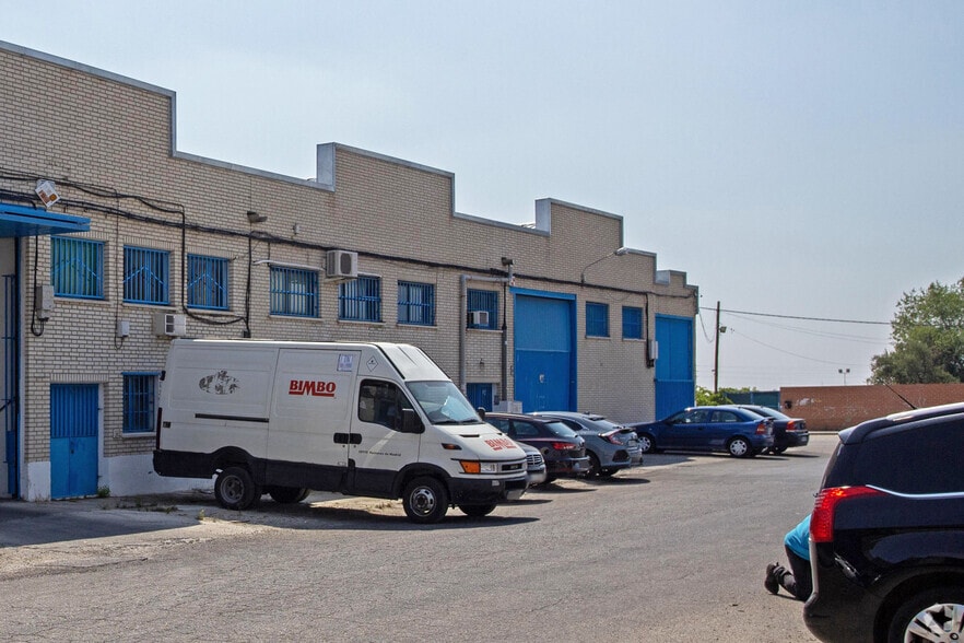 Industrial in Humanes de Madrid, Madrid for lease - Building Photo - Image 2 of 2